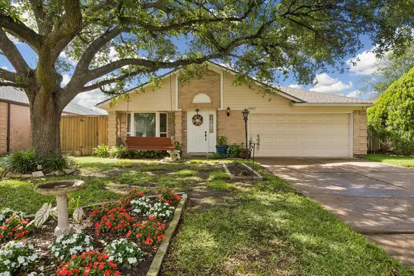 12827 Sandri Lane, Houston, TX 77077