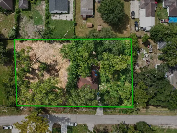 9321 Sundown Drive, Houston, TX 77016
