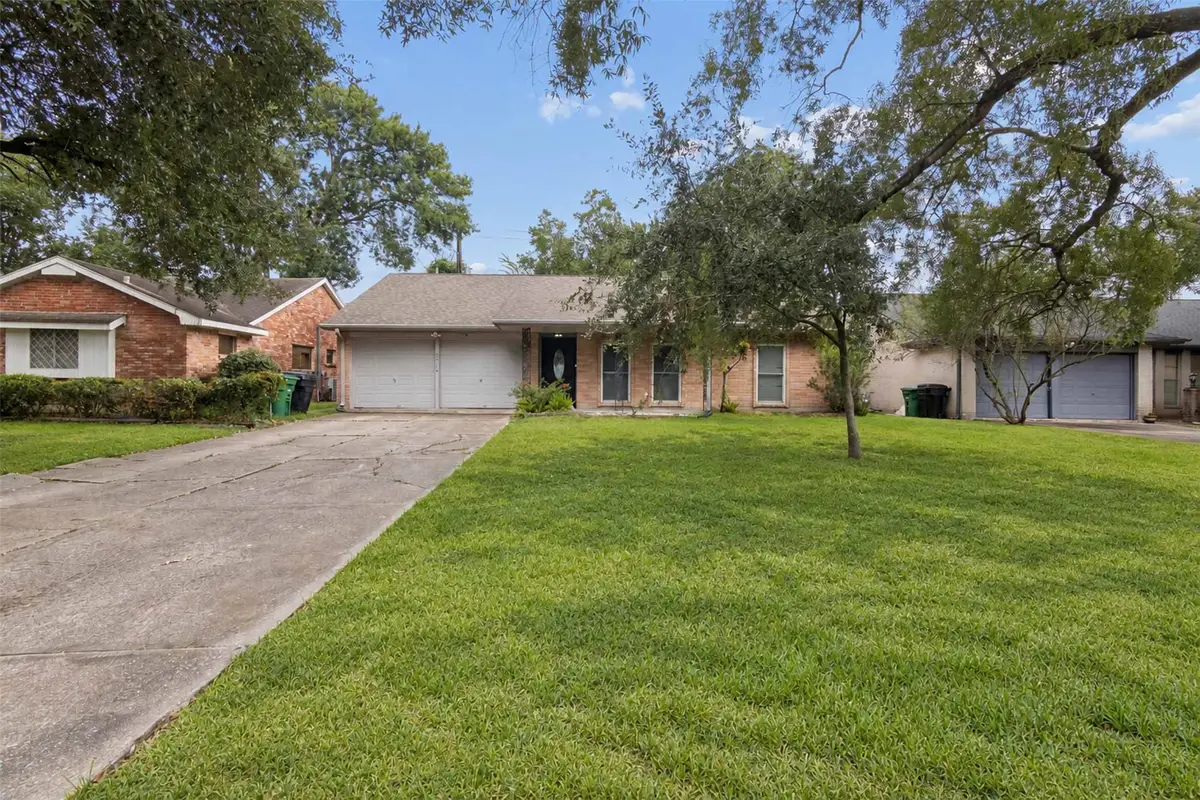 5914 Willowbend Boulevard, Houston, TX 77096 - #1