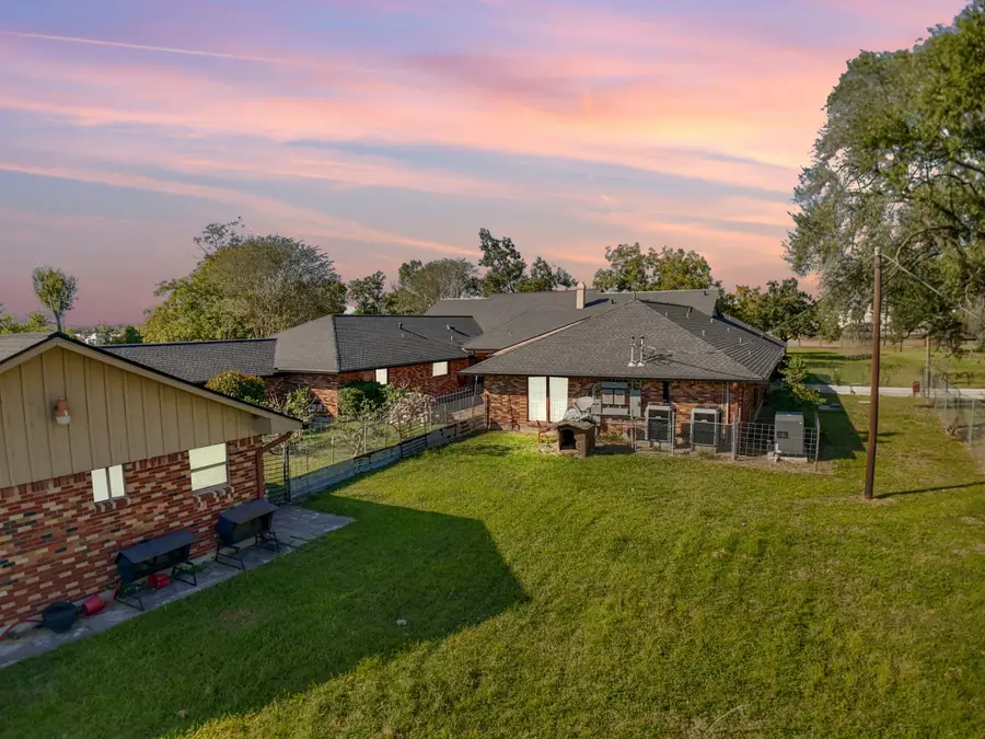 11318 Wallisville Road, Houston, TX 77013 - Image #2