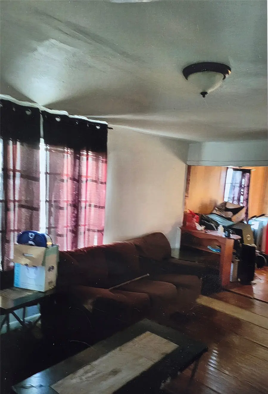 5101 Mallow Street, Houston, TX 77033 - #2