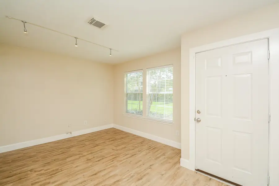 1505 Nichole Woods Drive, Houston, TX 77047 - #2