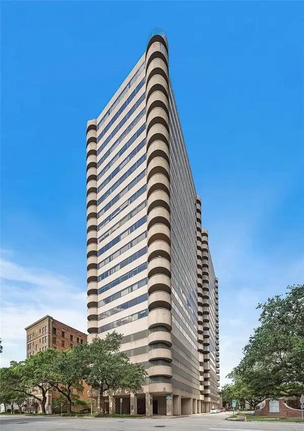 5000 Montrose Boulevard #14H, Houston, TX 77006