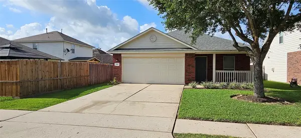 919 Yorkshire Hollow, Fresno, TX 77545