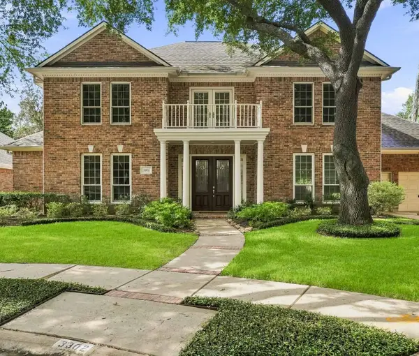 3302 Woodbrook Lane, Sugar Land, TX 77478