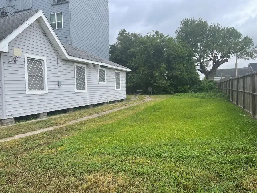 2307 Winbern Street, Houston, TX 77004 - Image #3