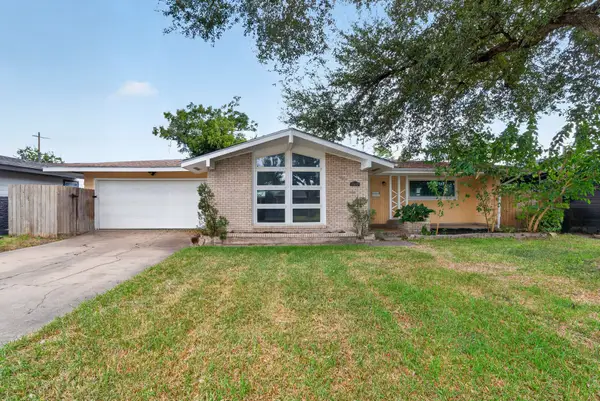 2110 Ridgemore Drive, Houston, TX 77055