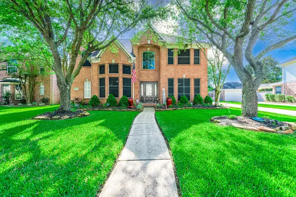 2807 Canyon Drive, Pearland, TX 77584