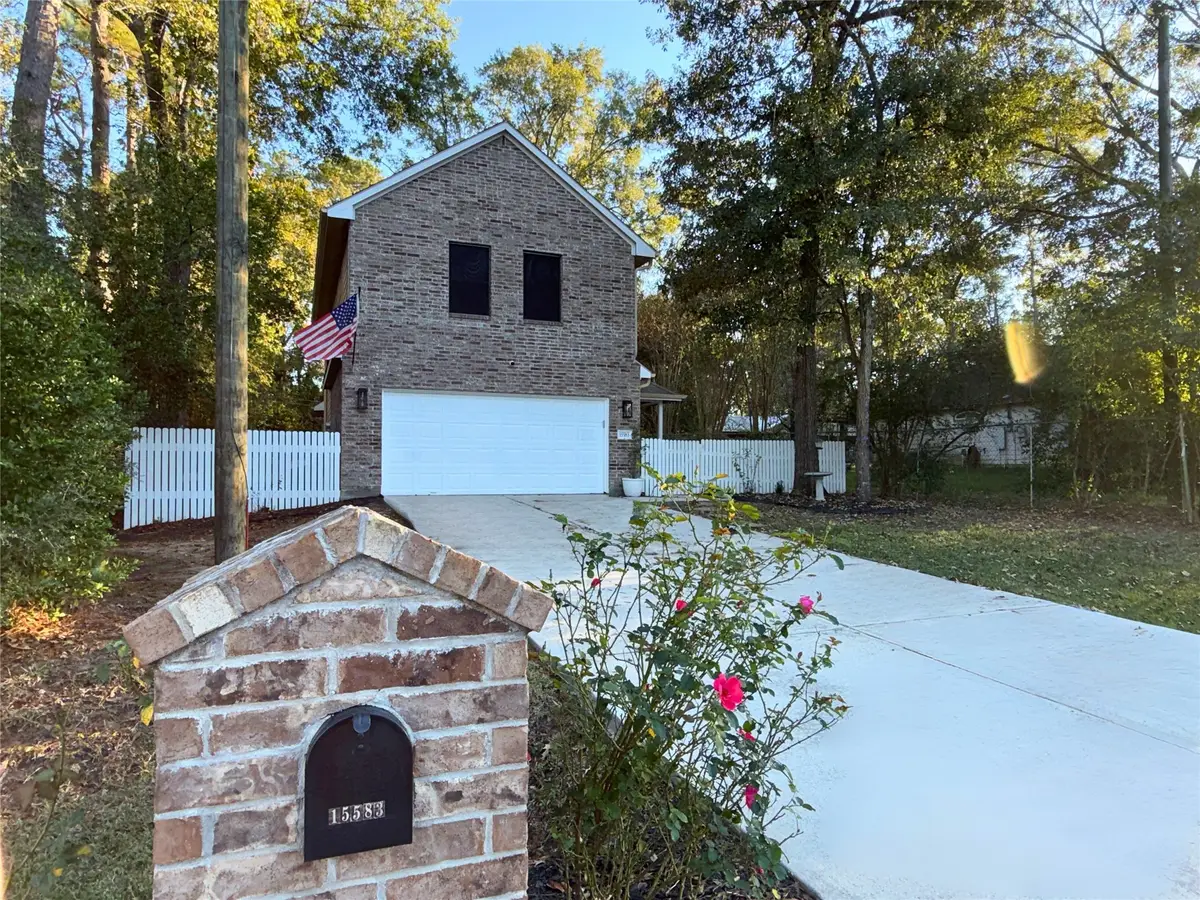 15583 Arrowhead Loop W, Willis, TX 77378 - Image #1