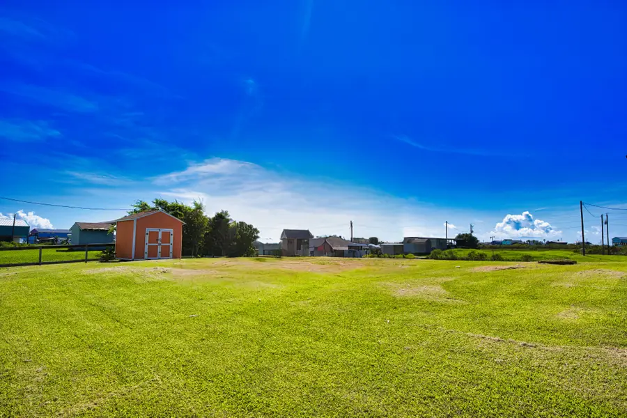 355 Cr 202 Gulfview, Sargent, TX 77414 - Image #2