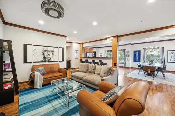 215 W Norma Street #301, Houston, TX 77009