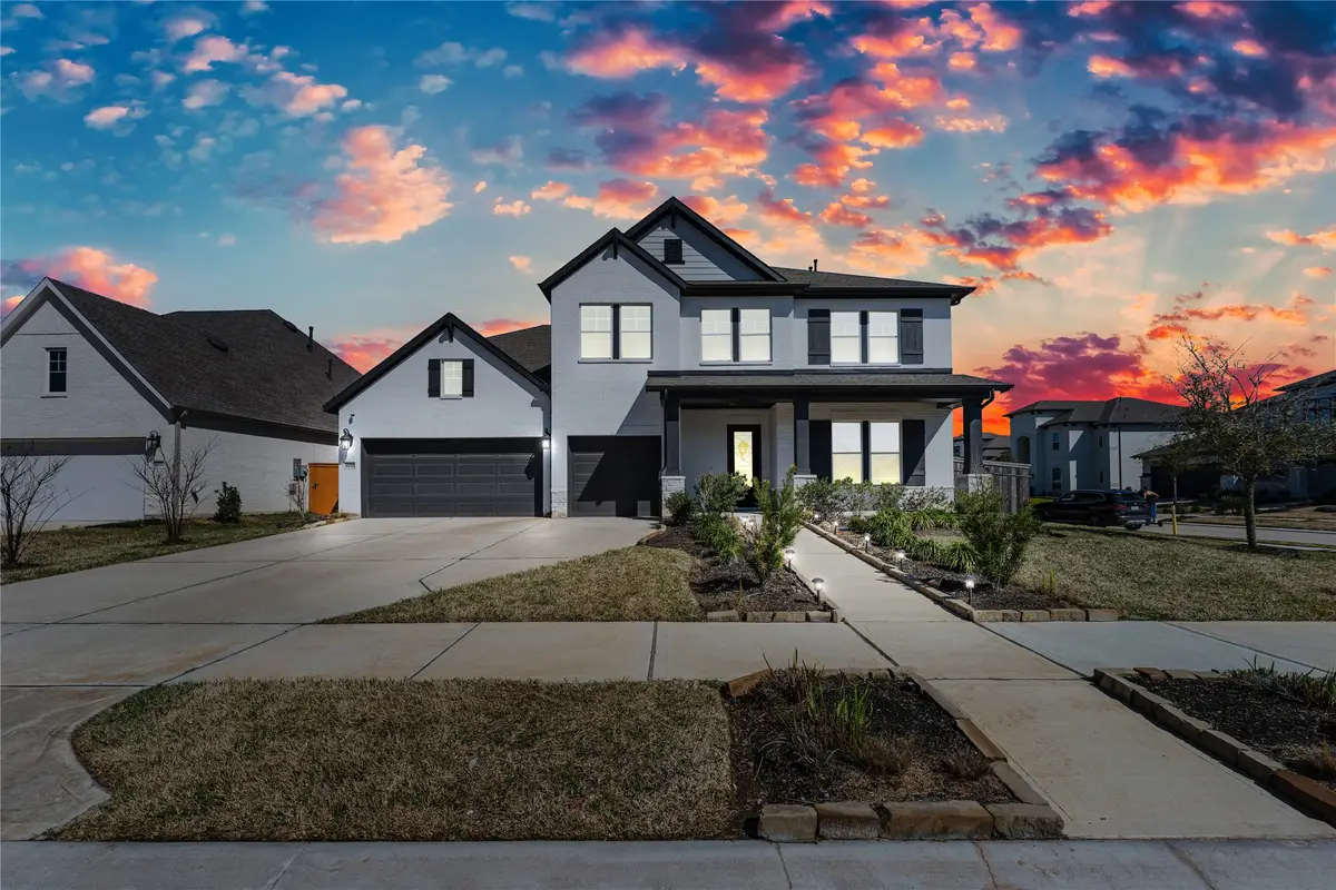 10027 Golden Woods Drive, Missouri City, TX 77459 - Image #1