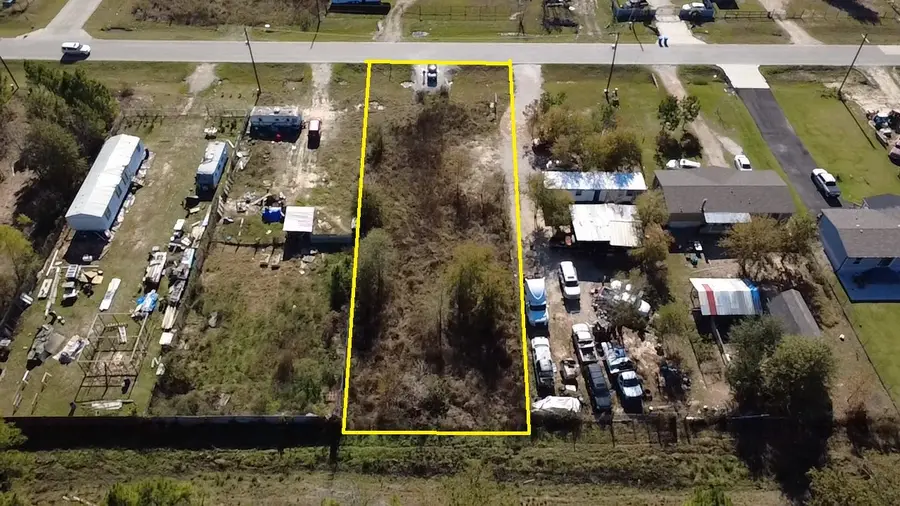 319 County Road 3550, Cleveland, TX 77327 - Image #3