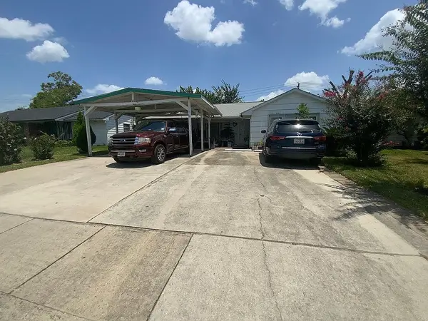 1838 Huge Oaks Street, Houston, TX 77055