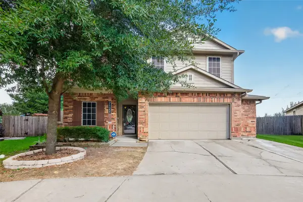 7122 Freesia Court, Baytown, TX 77521