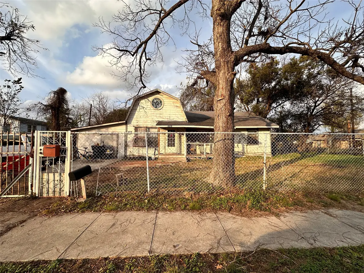 525 Eubanks Street, Houston, TX 77022 - Image #1