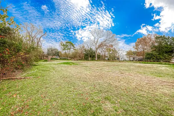 7123 Saint Louis Street, Houston, TX 77028