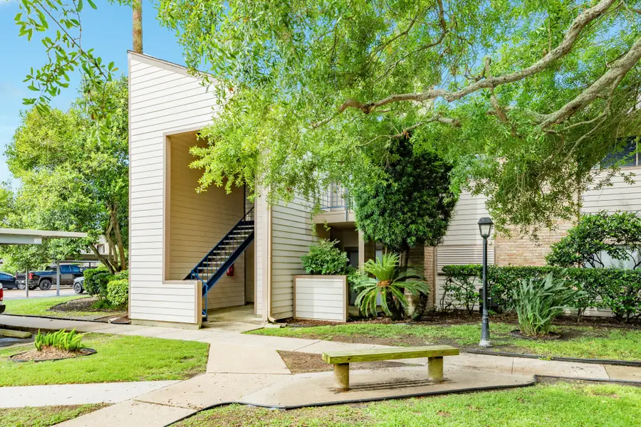 7098 N Holiday Drive, Galveston, TX 77550 - #2