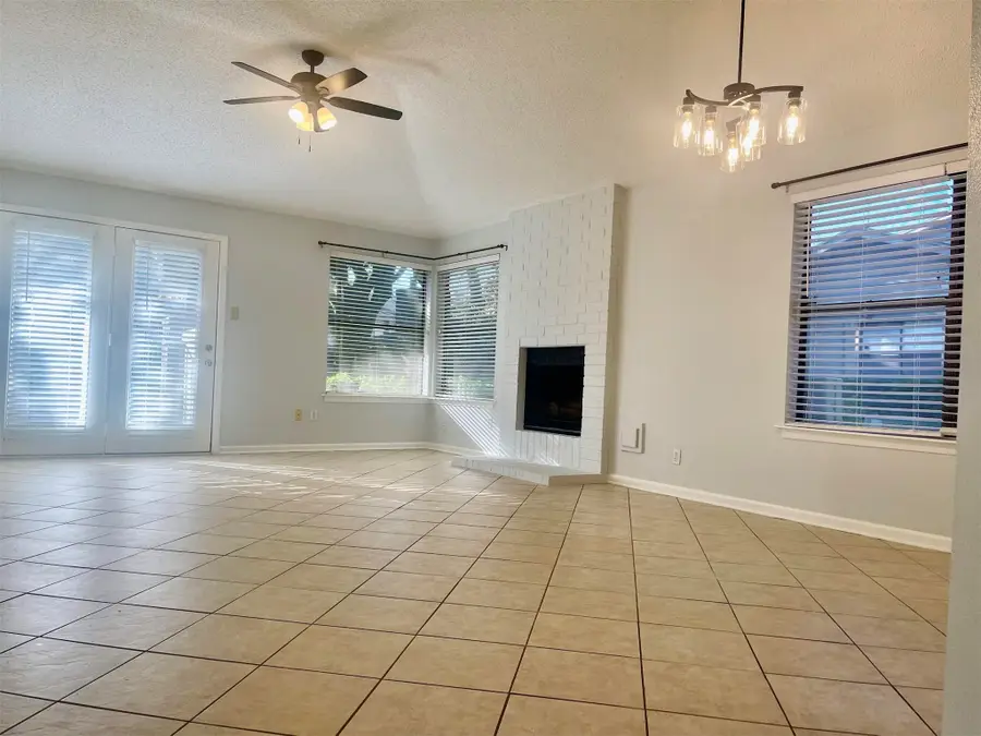 2711 Grants Lake Boulevard #104, Sugar Land, TX 77479 - Image #2