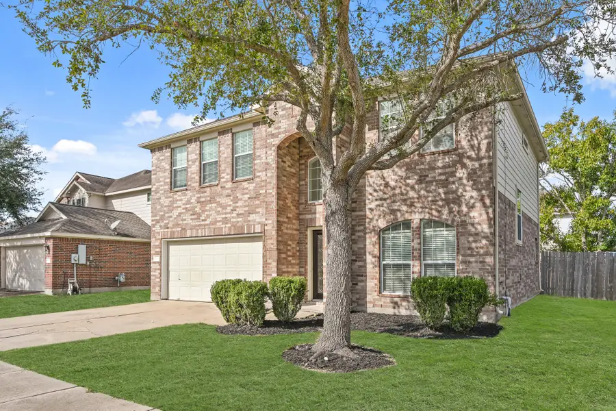 6301 Larrycrest Drive, Pearland, TX 77584 - Image #3