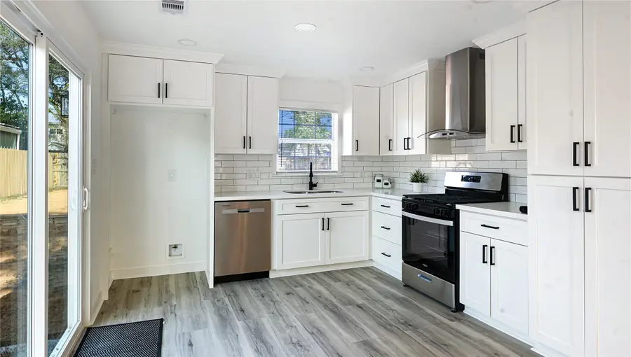 7507 Arnim Street, Houston, TX 77087 - Image #3