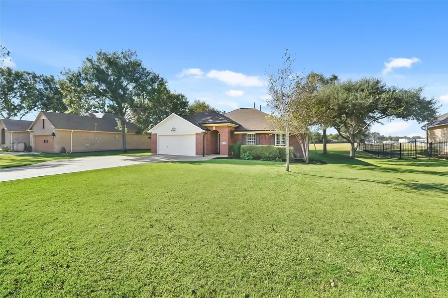 14210 Cally Circle, Needville, TX 77461 - Image #3