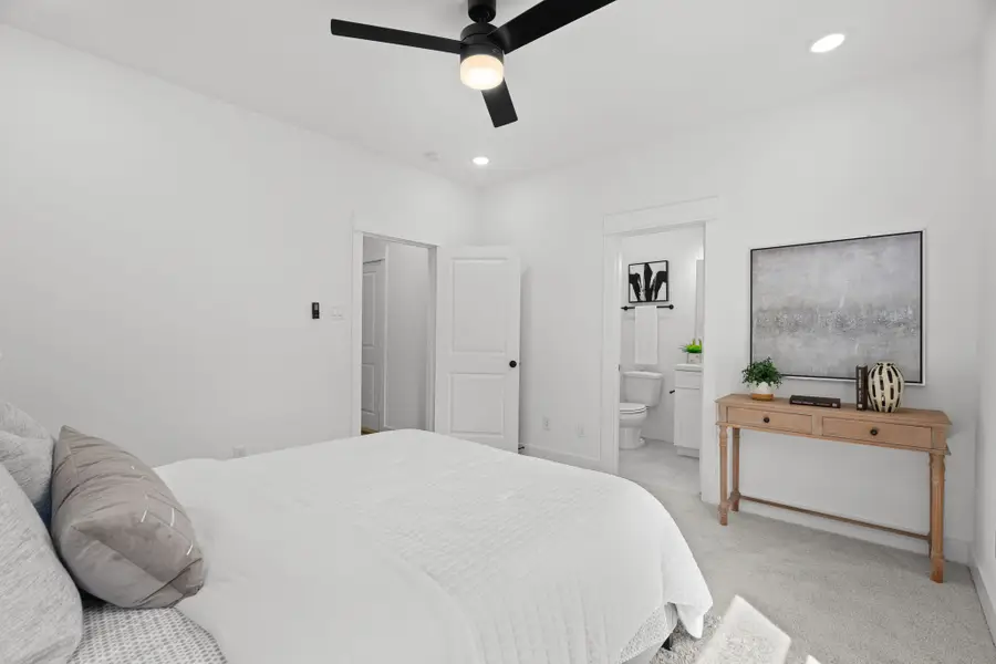 803 Martin Street #B, Houston, TX 77018 - Image #3