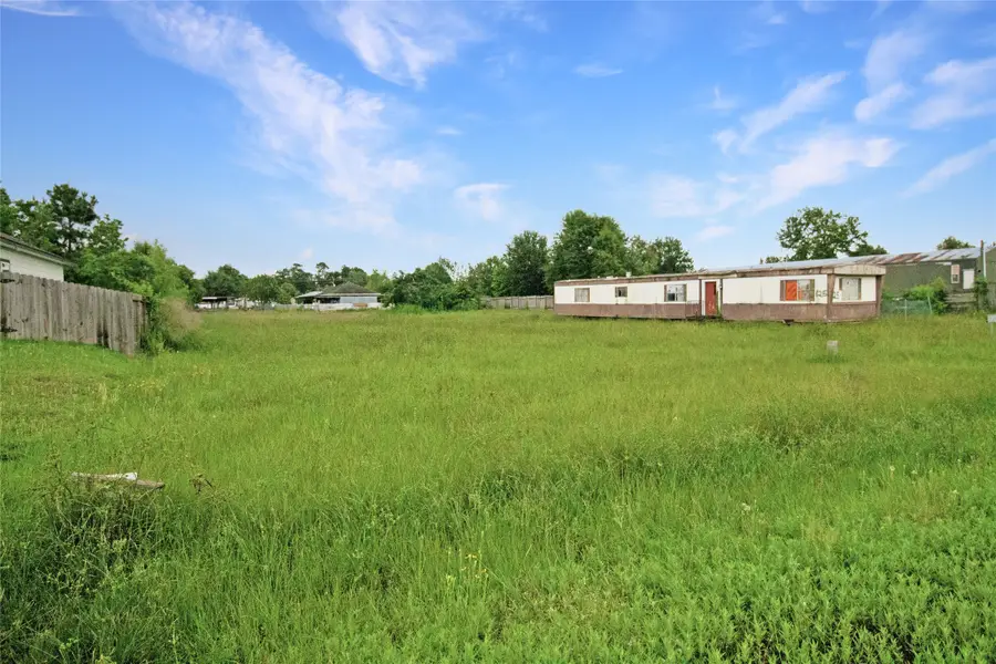 113 County Road 3552, Cleveland, TX 77327 - #2