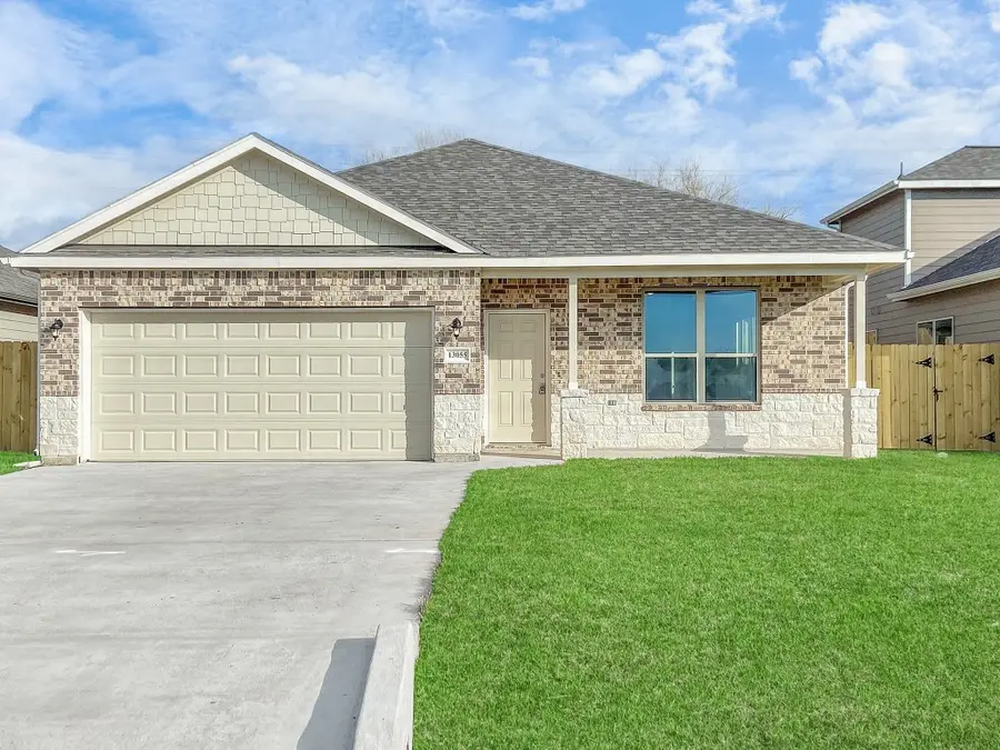 13055 Clearview Drive, Willis, TX 77318 - #2