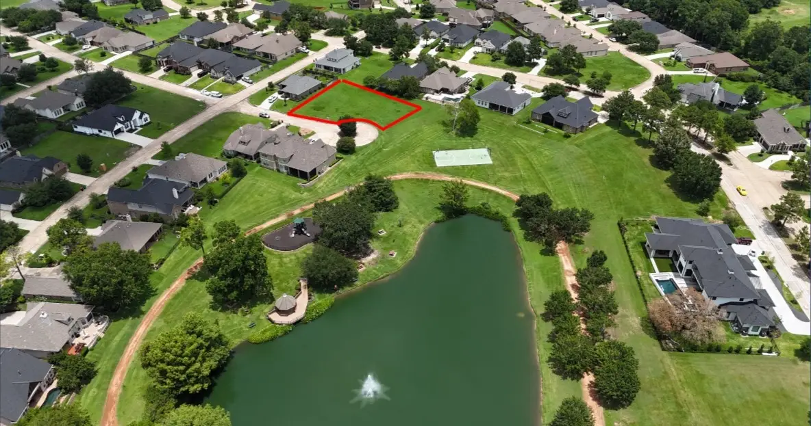 124 Hampton Glen Road, Montgomery, TX 77356 - Image #1