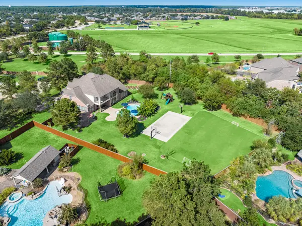 7 Compton Manor Drive, Spring, TX 77379