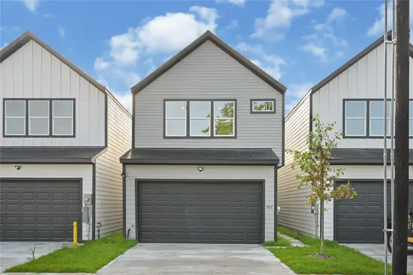 7717 Bowen Street, Houston, TX 77051