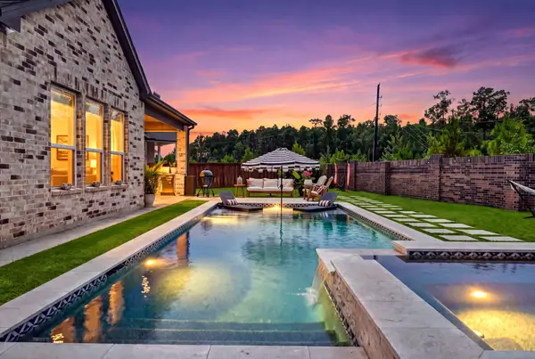 28198 White Meadow Lane, Spring, TX 77386