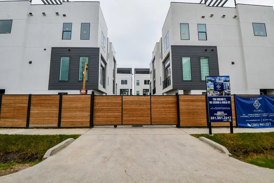 5615 Val Verde St C, Houston, TX 77057 - #2