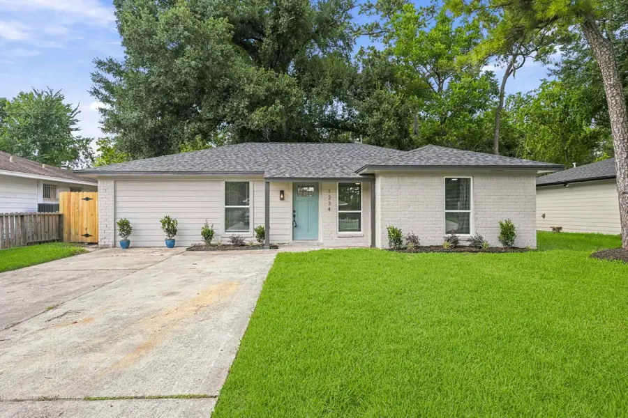 1234 W Donovan Street, Houston, TX 77091 - #2
