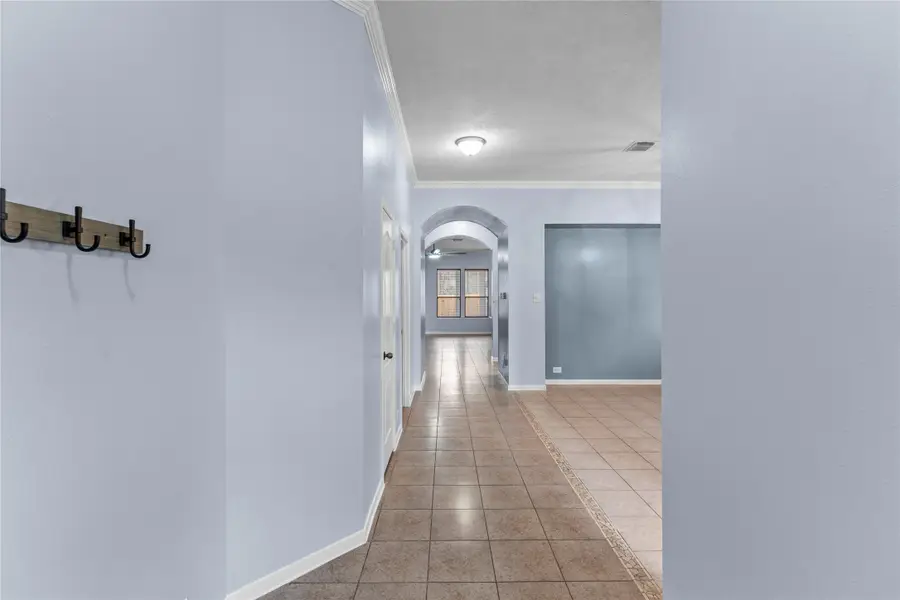 18939 Cluster Oaks Drive, Magnolia, TX 77355 - Image #2