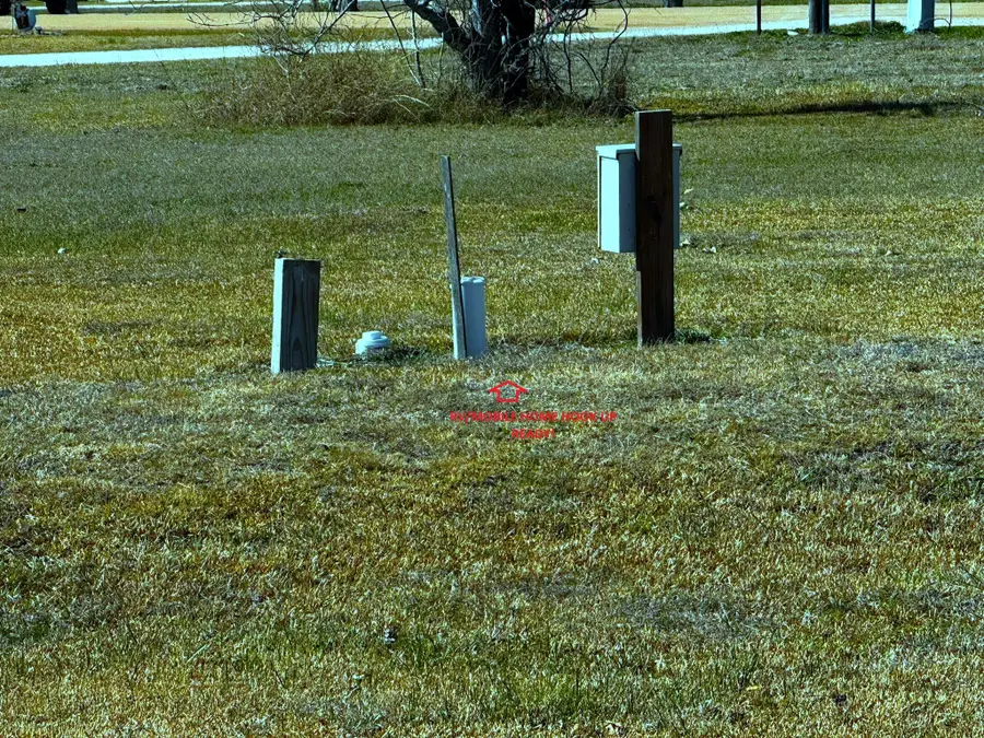 16 Meadowlark S, Palacios, TX 77465 - #3