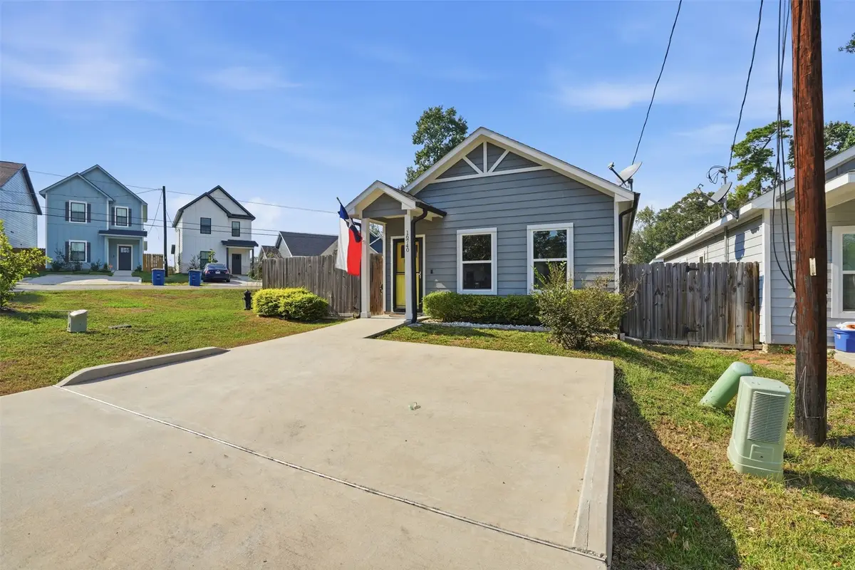 16740 Stonefield, Montgomery, TX 77316 - #1