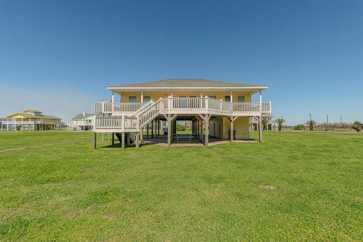 3520 Hannas Reef, Crystal Beach, TX 77650 - #1
