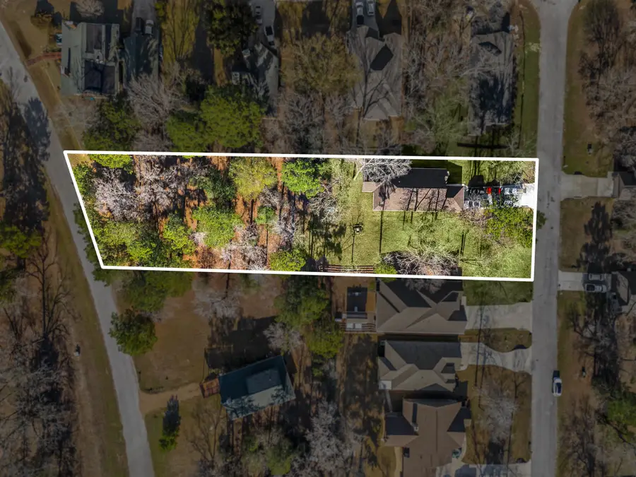 89 Hillsborough Drive, Huntsville, TX 77340 - #2