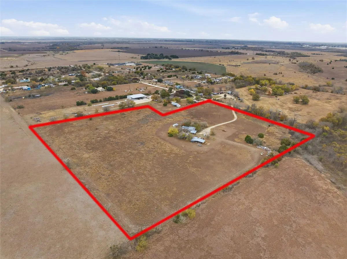 498 Greenhouse Road, Martindale, TX 78655 - #1