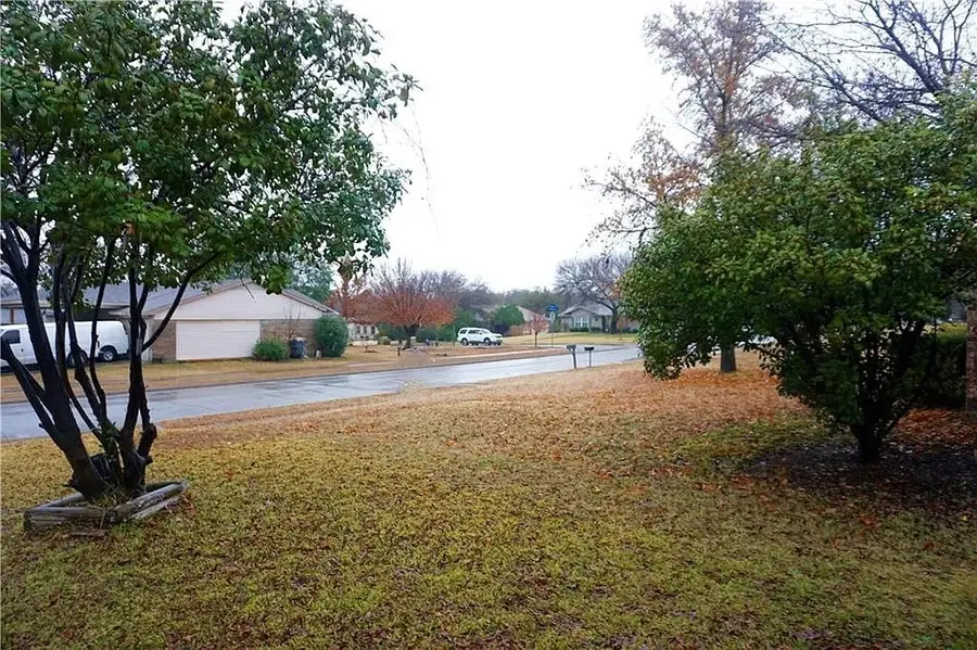 1610 Sunset Lane, Duncanville, TX 75137 - #2
