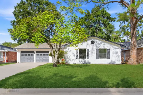 9326 Meadowbriar Lane, Houston, TX 77063