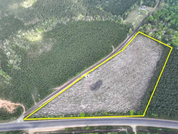 000 Highway 190, Woodville, TX 75979