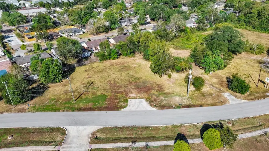 5441 Simsbrook Drive, Houston, TX 77045 - #2