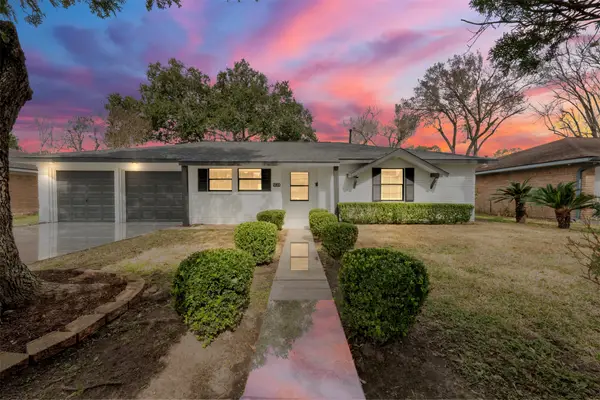 5734 Farwell Drive, Houston, TX 77035