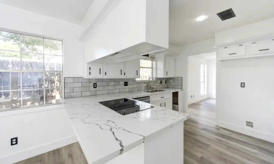 19919 Sweetgum Forest Drive, Humble, TX 77346 - Image #2