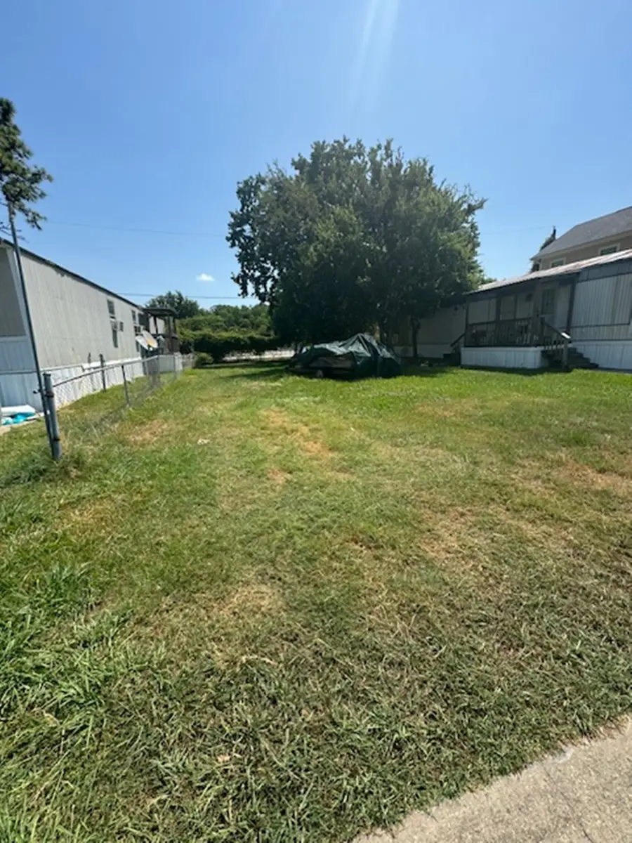 3215 Bay Oaks Harbor Drive, Baytown, TX 77523 - #3