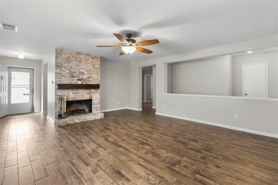 7922 Owl Lane, Baytown, TX 77523 - Image #3