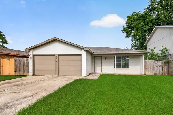 8630 Valley Meadow Drive, Houston, TX 77078